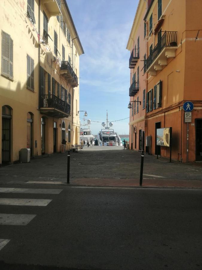 Casa Nives Lägenhet Imperia Exteriör bild